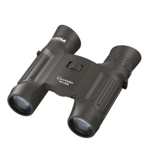 Steiner Champ 10x26 Fernglas auf weissem Grund